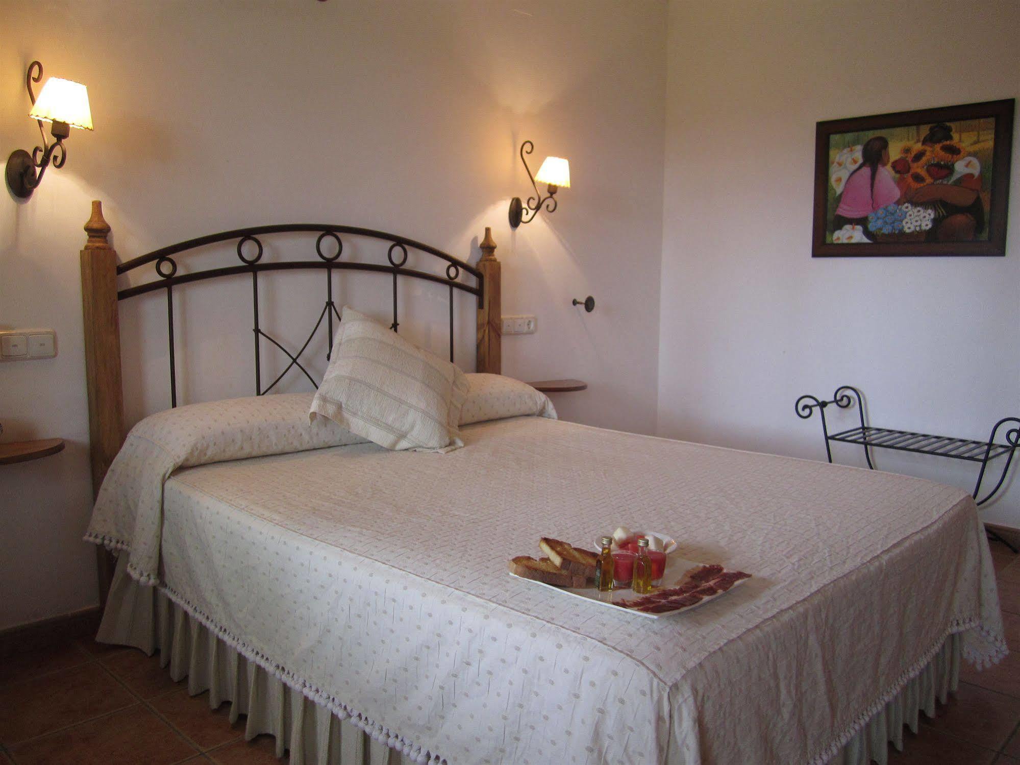 Posada El Camino Almonaster Almonaster la Real Ngoại thất bức ảnh